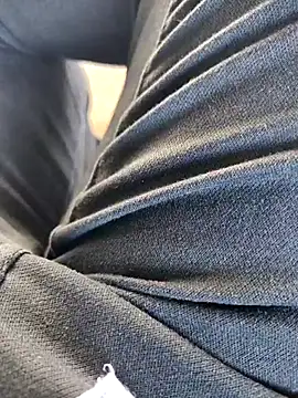 Snapshot of roselover2222 chatting on April 2026 11:26:02 AM roselover2222 online show from April 2026 11:26:02 AM