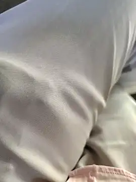 Snapshot of roselover2222 chatting on April 2026 12:39:01 PM roselover2222 online show from April 2026 12:39:01 PM