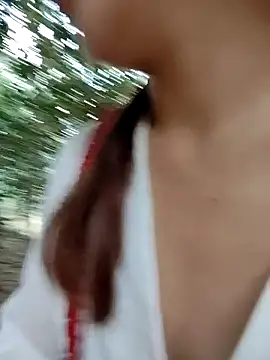 Ruby Lucy online show from April 2026 12:04:01 AM