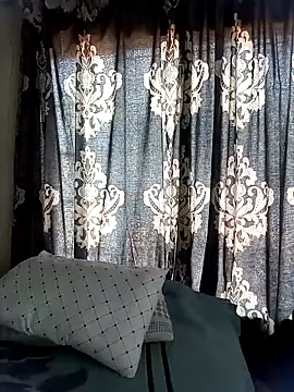 Snapshot of VrXis chatting on April 2026 07:24:02 AM VrXis online show from April 2026 07:24:02 AM