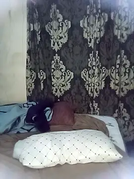 Snapshot of VrXis chatting on April 2026 02:39:02 AM VrXis online show from April 2026 02:39:02 AM