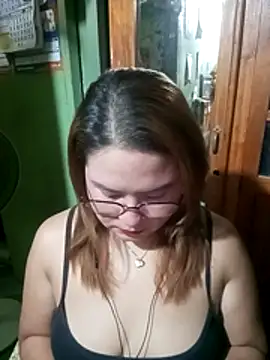 Snapshot of Amazingurlx chatting on April 2026 06:24:01 AM Amazingurlx online show from April 2026 06:24:01 AM