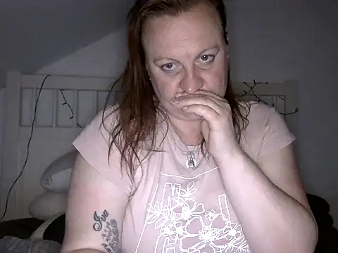 Snapshot of HotPussy785 chatting on May 2026 08:25:02 PM HotPussy785 online show from May 2026 08:25:02 PM
