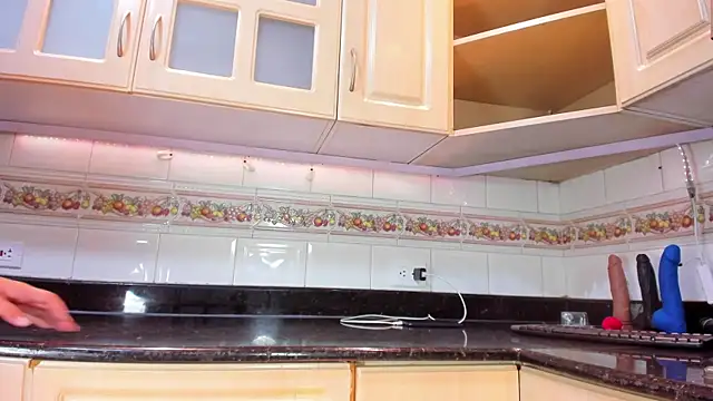 Snapshot of SophiaRivera18 chatting on March 2026 07:57:02 PM SophiaRivera18 online show from March 2026 07:57:02 PM