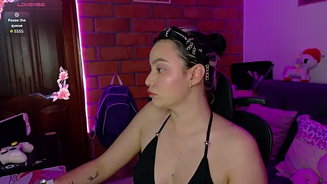 Snapshot of Haru1_ chatting on April 2026 08:36:02 PM Haru1 online show from April 2026 08:36:02 PM