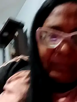 Snapshot of sexymomsn chatting on March 2026 12:15:01 AM sexymomsn online show from March 2026 12:15:01 AM