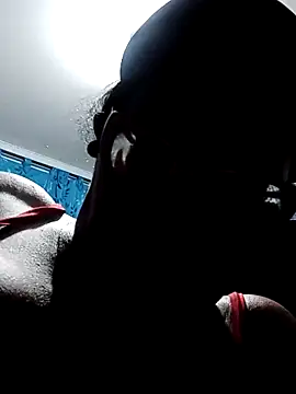 Snapshot of sexymomsn chatting on March 2026 05:13:01 AM sexymomsn online show from March 2026 05:13:01 AM