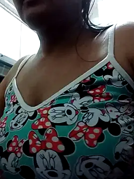 Snapshot of sexymomsn chatting on March 2026 01:00:02 PM sexymomsn online show from March 2026 01:00:02 PM