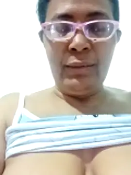 Snapshot of sexymomsn chatting on April 2026 12:21:01 PM sexymomsn online show from April 2026 12:21:01 PM