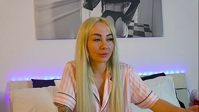 Snapshot of FrancescaGrayy chatting on June 2026 07:06:02 PM FrancescaGrayy online show from June 2026 07:06:02 PM