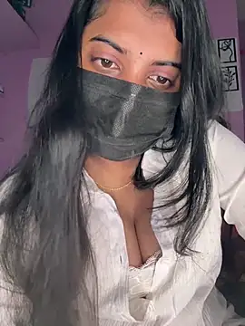 Snapshot of miss_eyekiller12 chatting on June 2026 06:10:01 PM miss eyekiller12 online show from June 2026 06:10:01 PM