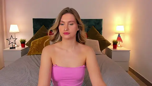 delinasis online show from April 2026 09:18:01 AM