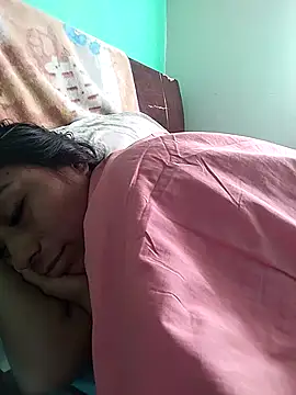 Snapshot of AngelicaStorms chatting on April 2026 12:45:02 PM AngelicaStorms online show from April 2026 12:45:02 PM