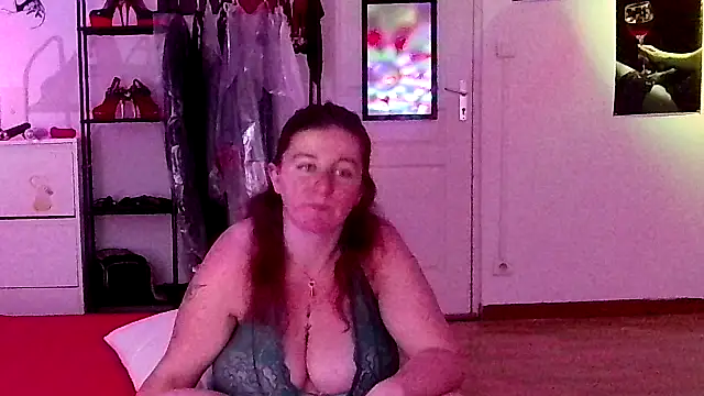 Snapshot of C0chonne59_ chatting on March 2026 06:02:02 PM C0chonne59 online show from March 2026 06:02:02 PM