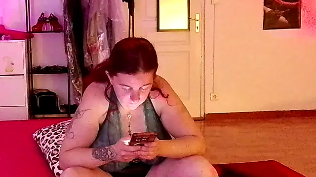 Snapshot of C0chonne59_ chatting on April 2026 05:50:02 PM C0chonne59 online show from April 2026 05:50:02 PM