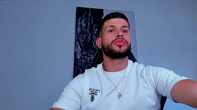 Snapshot of Santos_ramirez1 chatting on July 2026 03:18:01 PM Santos ramirez1 online show from July 2026 03:18:01 PM