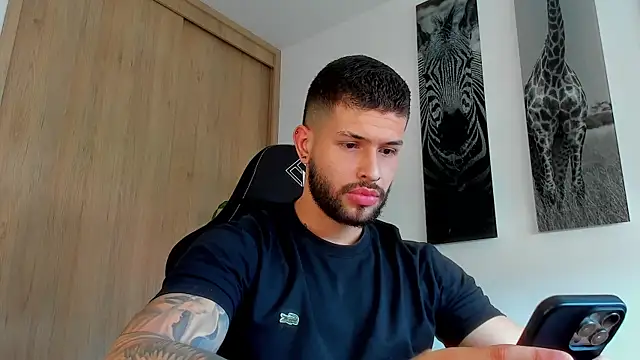 Snapshot of Santos_ramirez1 chatting on July 2026 02:08:02 PM Santos ramirez1 online show from July 2026 02:08:02 PM