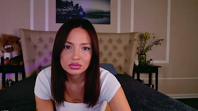 Snapshot of Alexa_Stain chatting on April 2026 08:42:01 PM Alexa Stain online show from April 2026 08:42:01 PM