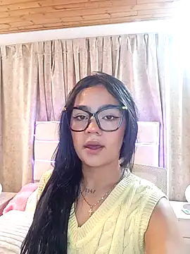 Snapshot of baby-skinnd chatting on March 2026 03:33:01 PM baby-skinnd online show from March 2026 03:33:01 PM