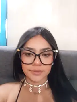 Snapshot of baby-skinnd chatting on April 2026 01:56:01 PM baby-skinnd online show from April 2026 01:56:01 PM