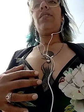 Snapshot of Abby_1-0 chatting on April 2026 02:25:01 PM Abby 1-0 online show from April 2026 02:25:01 PM