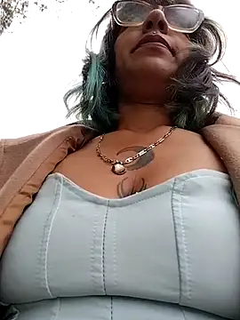 Snapshot of Abby_1-0 chatting on April 2026 04:47:02 PM Abby 1-0 online show from April 2026 04:47:02 PM