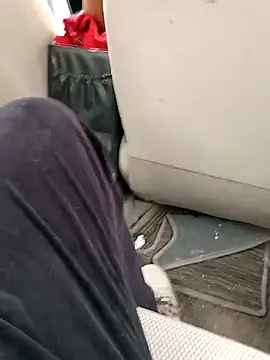 Snapshot of oneeyedwonder96 chatting on April 2026 04:23:02 AM oneeyedwonder96 online show from April 2026 04:23:02 AM