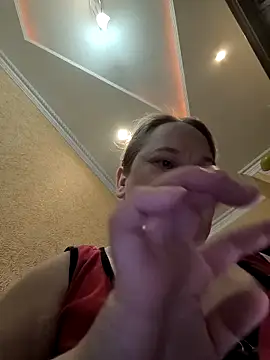 Snapshot of _Yourpussy_ chatting on April 2026 10:42:01 AM Yourpussy online show from April 2026 10:42:01 AM