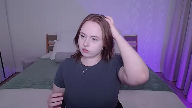 Snapshot of SelenaLily chatting on March 2026 03:39:01 PM SelenaLily online show from March 2026 03:39:01 PM