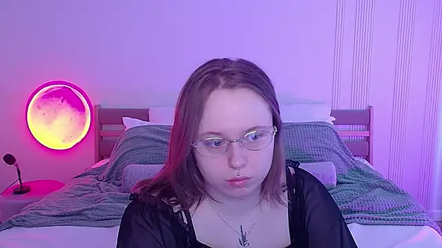 Snapshot of SelenaLily chatting on April 2026 02:58:01 PM SelenaLily online show from April 2026 02:58:01 PM