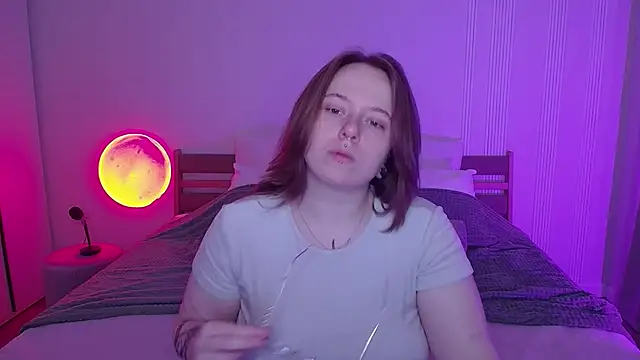 Snapshot of SelenaLily chatting on April 2026 01:16:01 PM SelenaLily online show from April 2026 01:16:01 PM