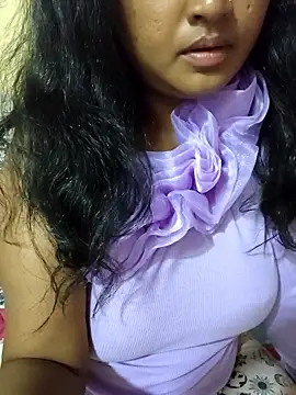 Snapshot of Tridha_2 chatting on April 2026 11:43:02 PM Tridha 2 online show from April 2026 11:43:02 PM