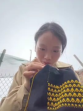 Jolinie online show from April 2026 01:19:01 AM