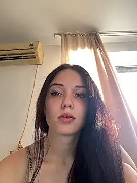 Snapshot of icedrosemarye chatting on May 2026 04:26:04 PM icedrosemarye online show from May 2026 04:26:04 PM