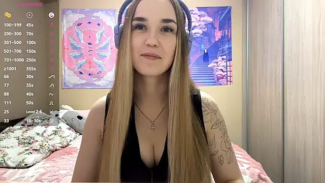 Snapshot of DenitaSpace chatting on March 2026 01:33:01 PM DenitaSpace online show from March 2026 01:33:01 PM