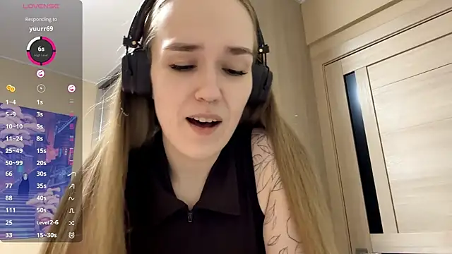 Snapshot of DenitaSpace chatting on April 2026 02:46:02 PM DenitaSpace online show from April 2026 02:46:02 PM