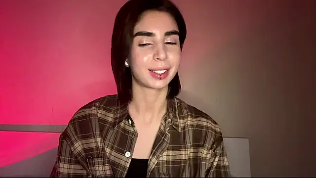 Snapshot of StephenAbati chatting on April 2026 12:10:01 PM StephenAbati online show from April 2026 12:10:01 PM