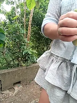 Snapshot of sena_baby chatting on April 2026 07:42:02 AM sena baby online show from April 2026 07:42:02 AM