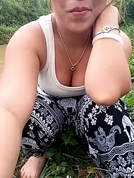 Snapshot of sena_baby chatting on June 2026 11:25:01 AM sena baby online show from June 2026 11:25:01 AM