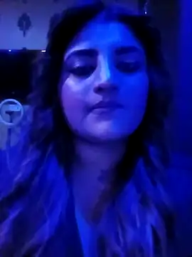 Sanaya Gil online show from April 2026 07:34:02 PM