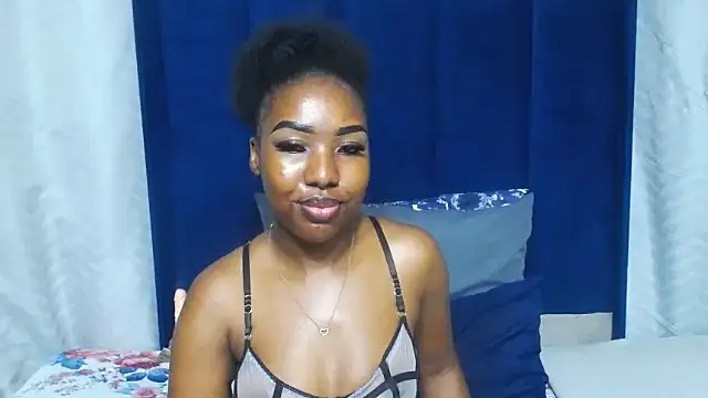 Snapshot of Candylips22 chatting on April 2026 05:48:02 PM Candylips22 online show from April 2026 05:48:02 PM