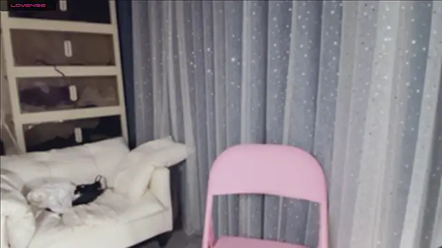 ciccc-M online show from April 2026 02:11:02 AM