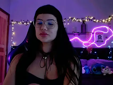 Snapshot of brunettebr chatting on April 2026 08:37:01 AM brunettebr online show from April 2026 08:37:01 AM