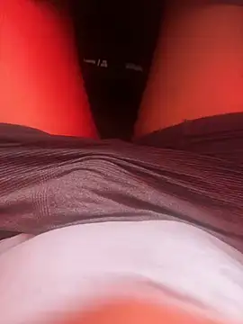 Snapshot of Kadenj92 chatting on April 2026 08:37:01 AM Kadenj92 online show from April 2026 08:37:01 AM