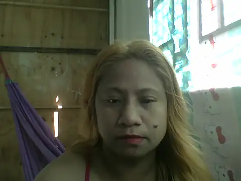 Snapshot of PinayChristine chatting on April 2026 12:09:02 AM PinayChristine online show from April 2026 12:09:02 AM