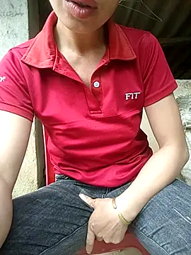 Snapshot of Lucky-beo chatting on June 2026 11:41:01 PM Lucky-beo online show from June 2026 11:41:01 PM