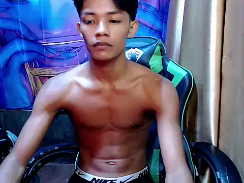 Snapshot of pinoy_lowey18 chatting on March 2026 06:47:02 PM pinoy lowey18 online show from March 2026 06:47:02 PM