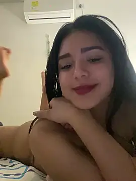 Snapshot of valvam_ chatting on April 2026 09:43:01 AM valvam online show from April 2026 09:43:01 AM