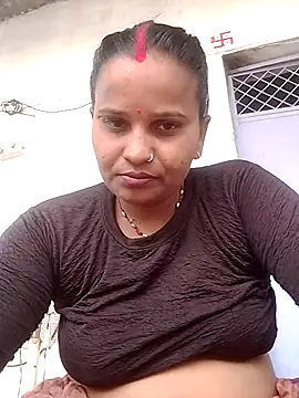Snapshot of Shivani09900 chatting on June 2026 06:07:01 AM Shivani09900 online show from June 2026 06:07:01 AM