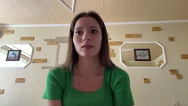 Snapshot of VersedFiend chatting on June 2026 08:09:02 AM VersedFiend online show from June 2026 08:09:02 AM
